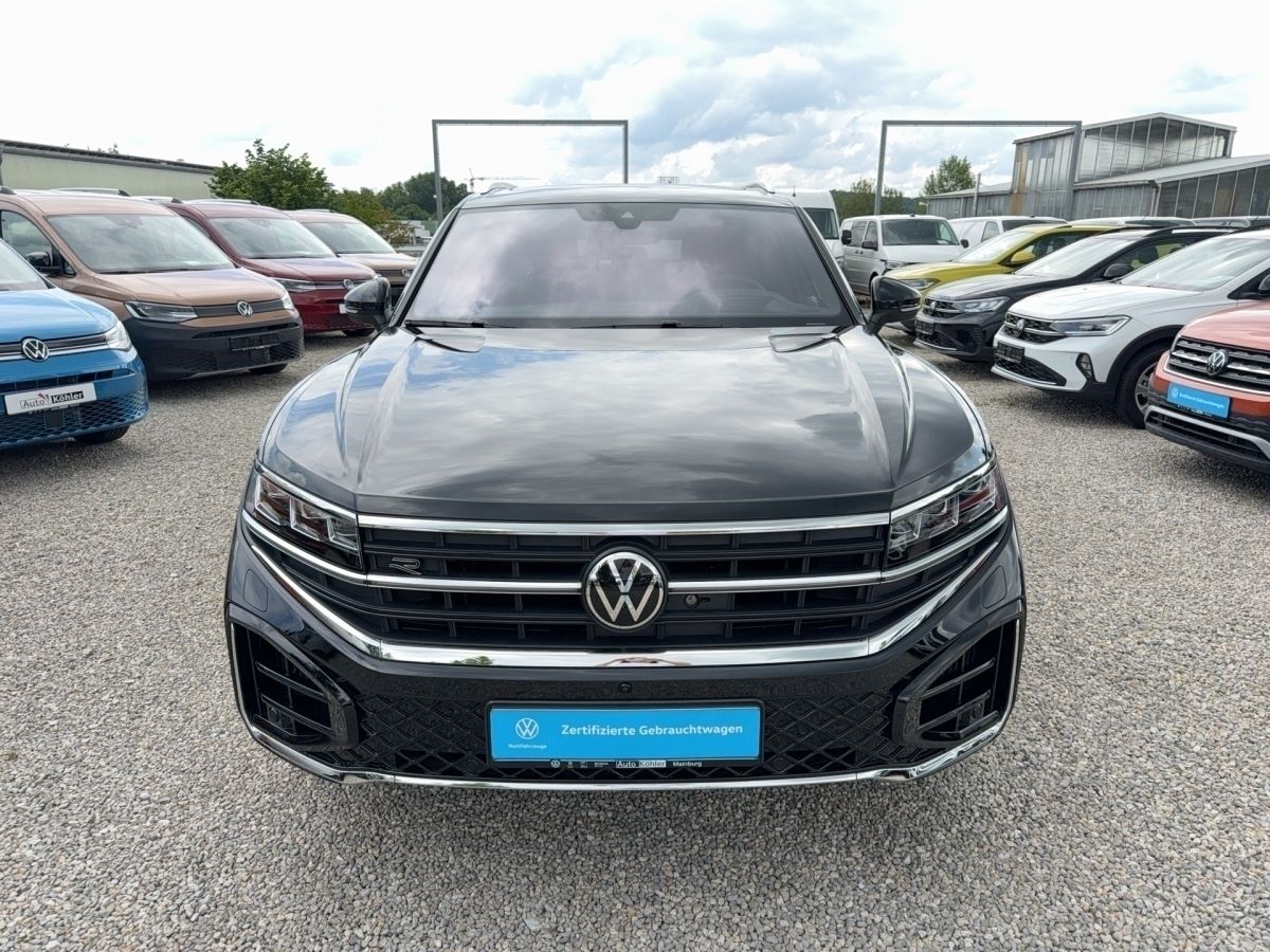Volkswagen Touareg R-Line TSi - Samsaru's Car Outlet