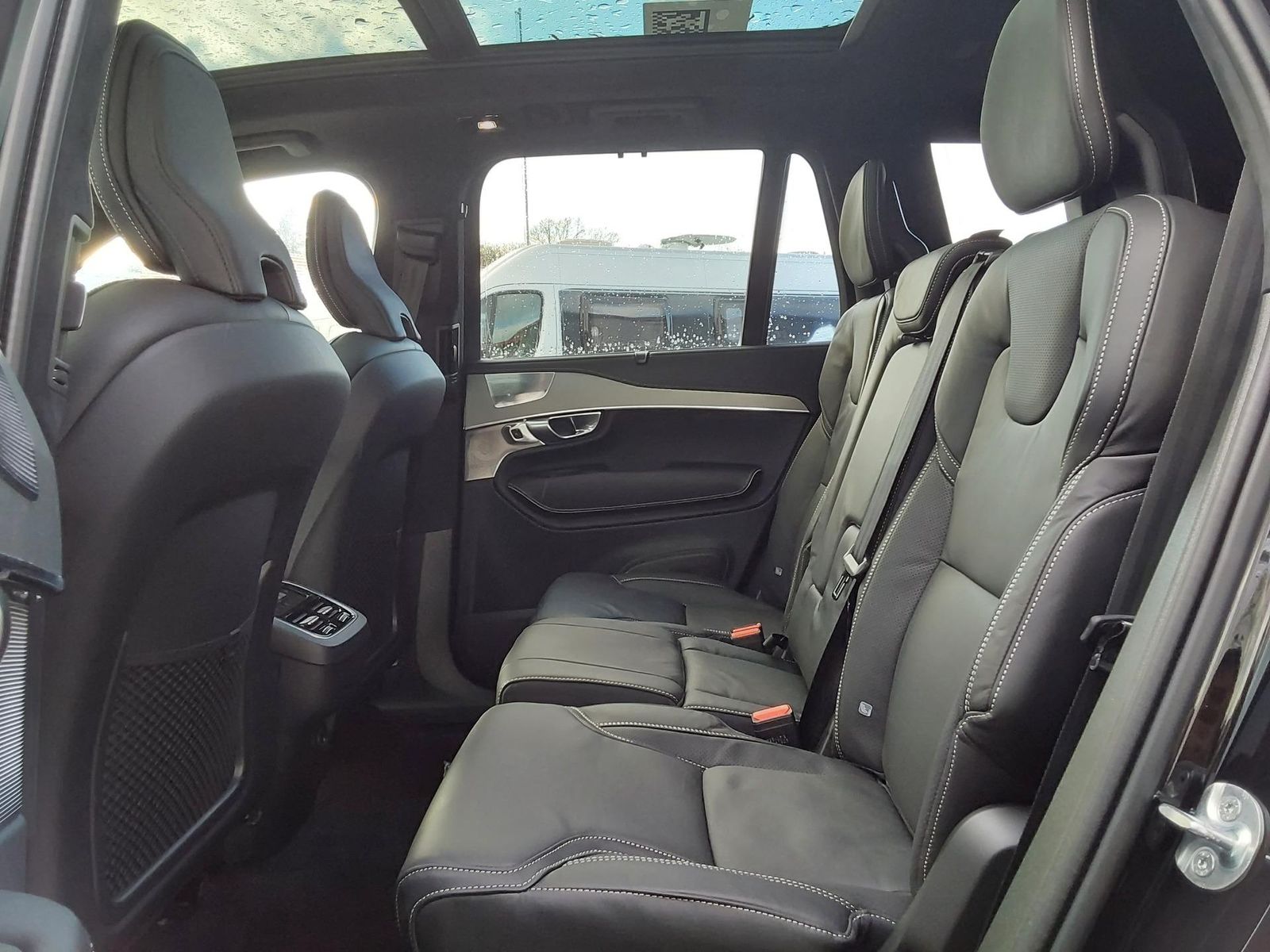 Volvo XC90 B5 D AWD Ultimate AHK/B&W/PANO/NAPPA 173...