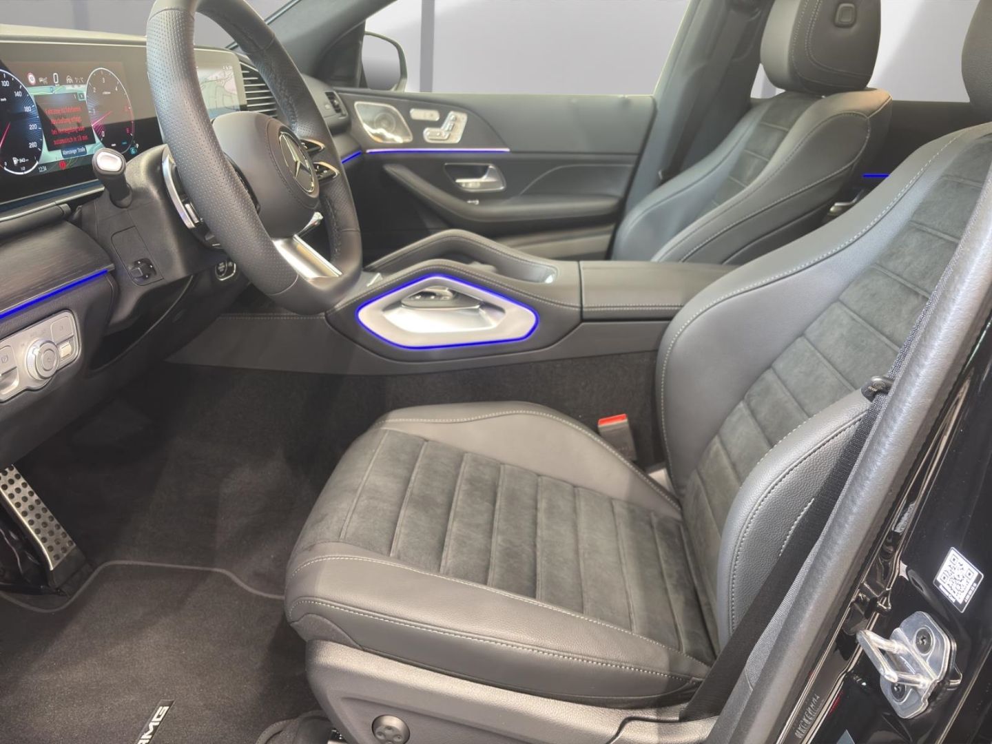 Mercedes-Benz GLE 450 d 4M AMG NIGHT+PANO+AHK+AIRM+STDHZG+360°