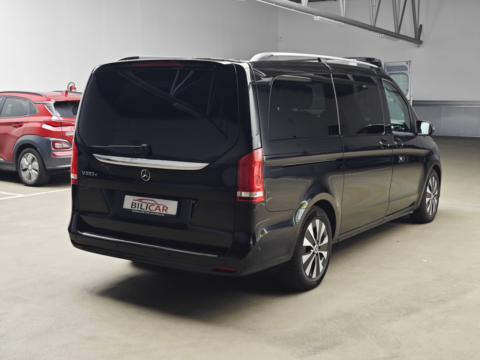 Mercedes-Benz V 250 Avantgarde - Samsaru's Car Outlet