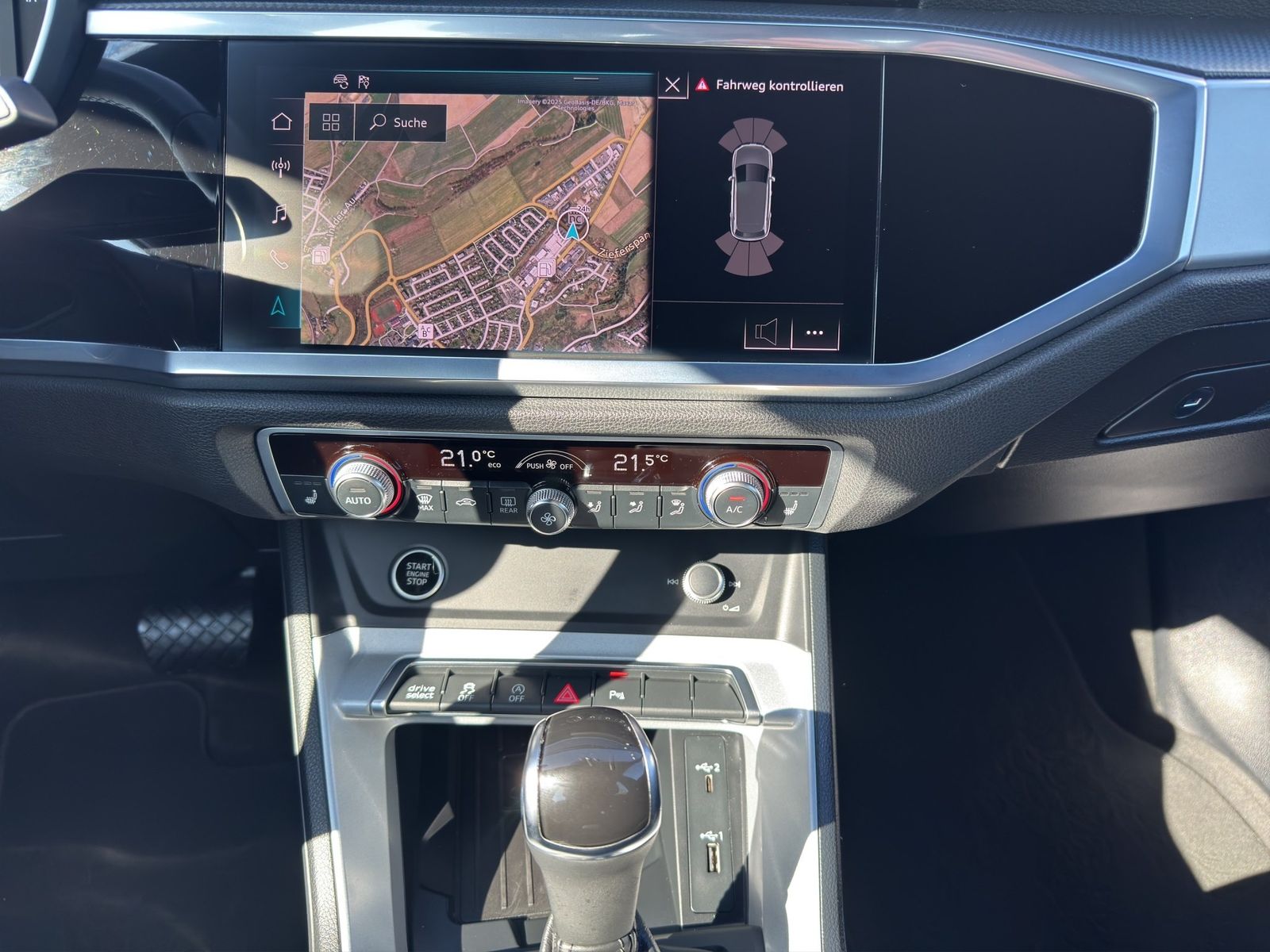 Audi Q3 45 TFSI quattro - Samsaru's Car Outlet