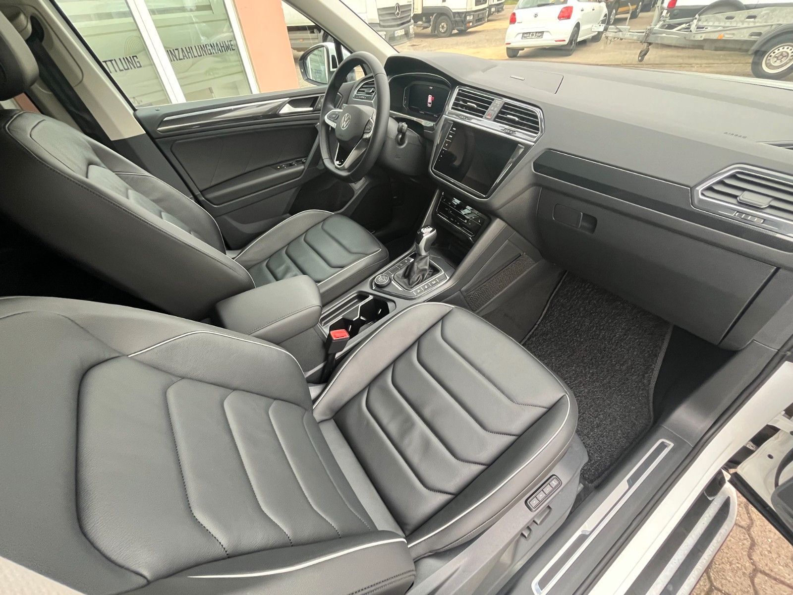 Volkswagen Tiguan 2.0 TDI DSG Top-Ausstattung - Samsaru's Car Outlet