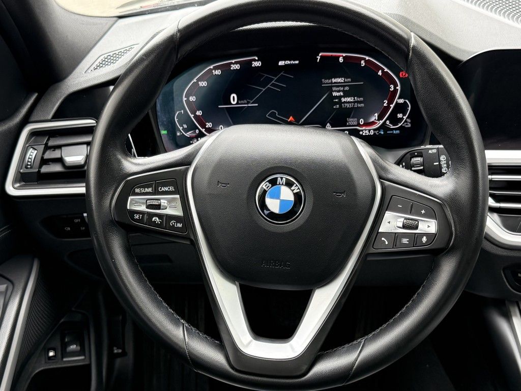 BMW 330 e Touring Aut. Advantage - Samsaru's Car Outlet