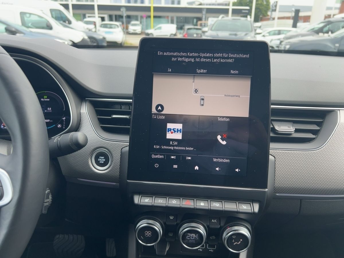 Renault Arkana 1.6 E-TECH INTENS - Samsaru's Car Outlet