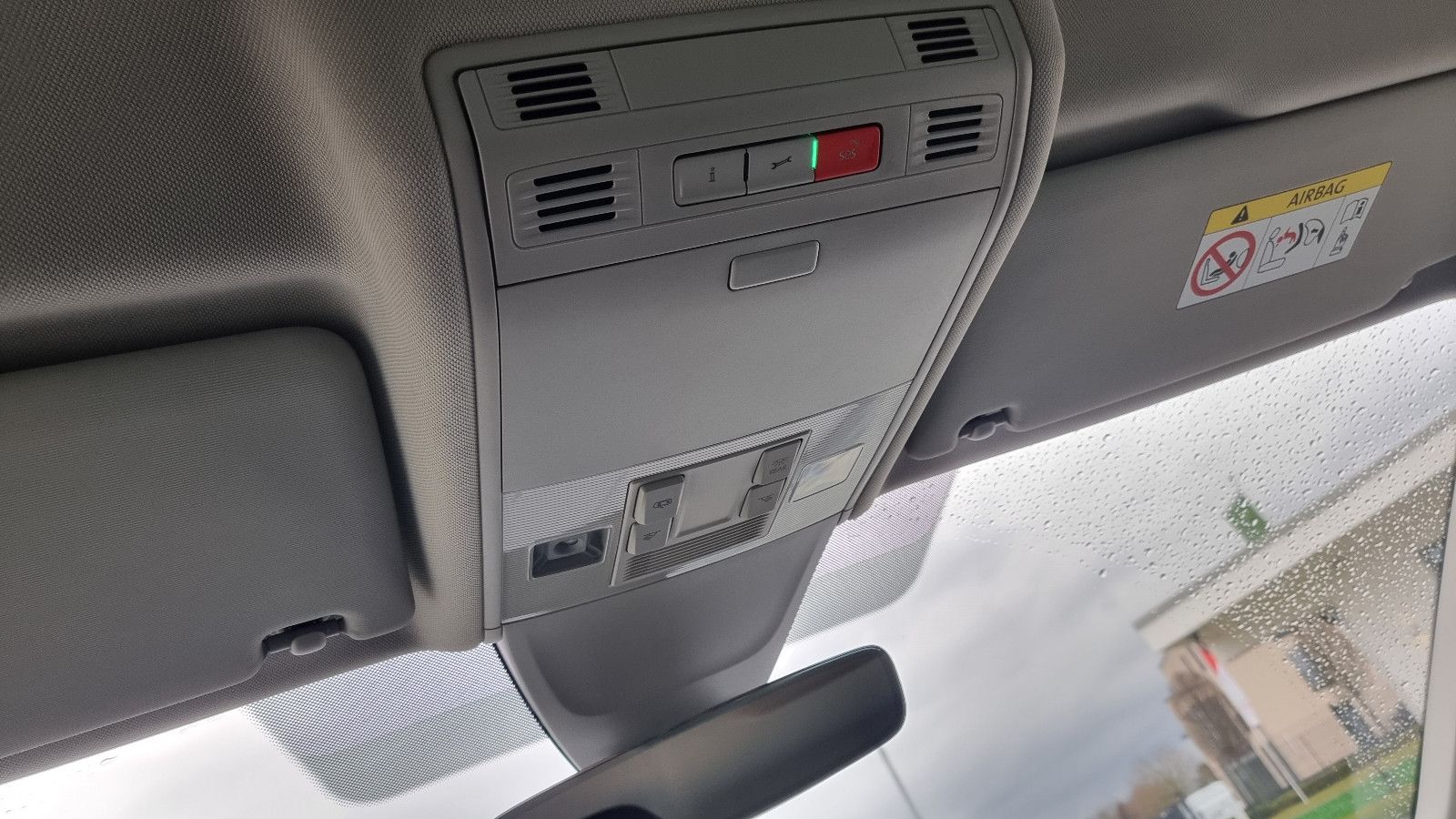 Volkswagen Tiguan Acti - Samsaru's Car Outlet