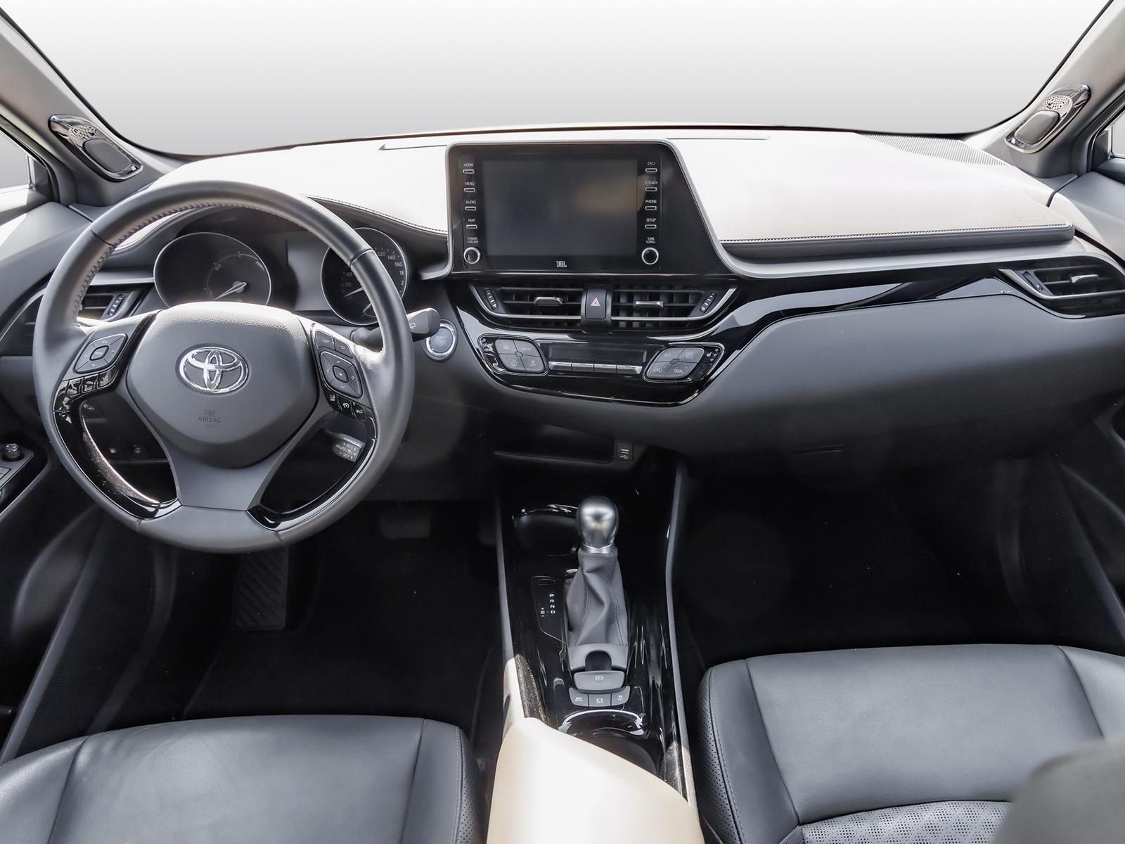 Toyota C-HR 2.0 Hybrid Lounge - Samsaru's Car Outlet