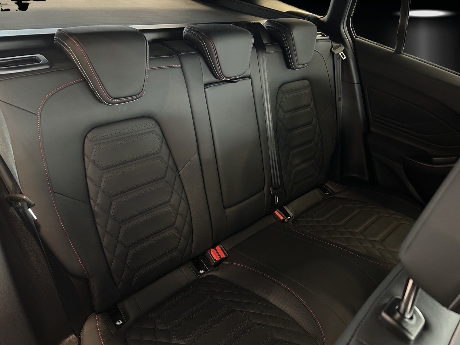 Ford Focus 1.0 ST-Line X Aut./LED/ACC/AHK/KAMERA/NAVI