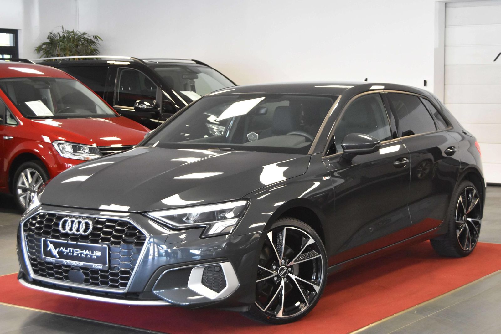 Audi A3 35 TFSI 19ZOLL S-Line 1HAND ACC LED ADVANCED