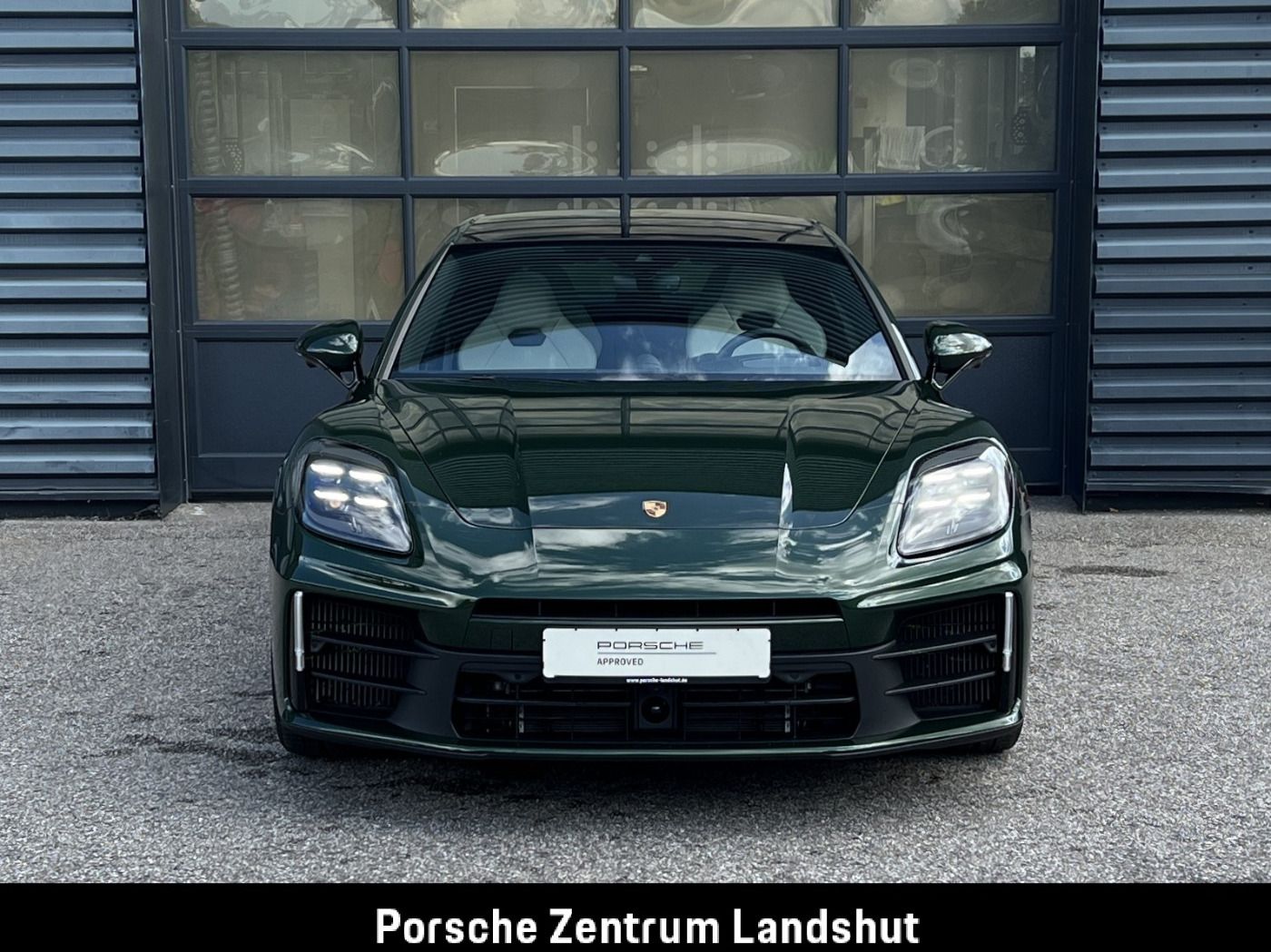 Porsche Panamera 4 E-Hybrid | Hinterachslenkung | ACC