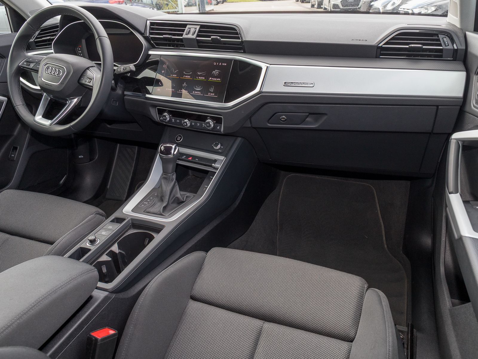 Audi Q3 Sportback 40 TDI Q ADVANCED - Samsaru's Car Outlet