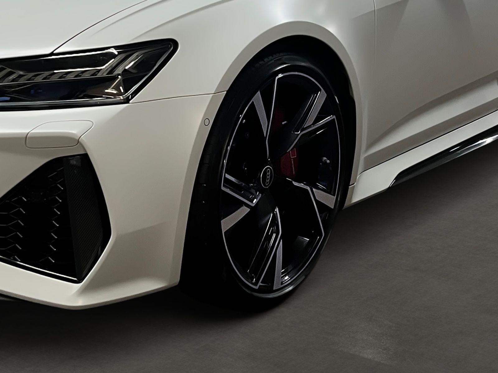 Audi RS6 Avant DynaminPlus+Tour+Stadt Pano B&O Sporta