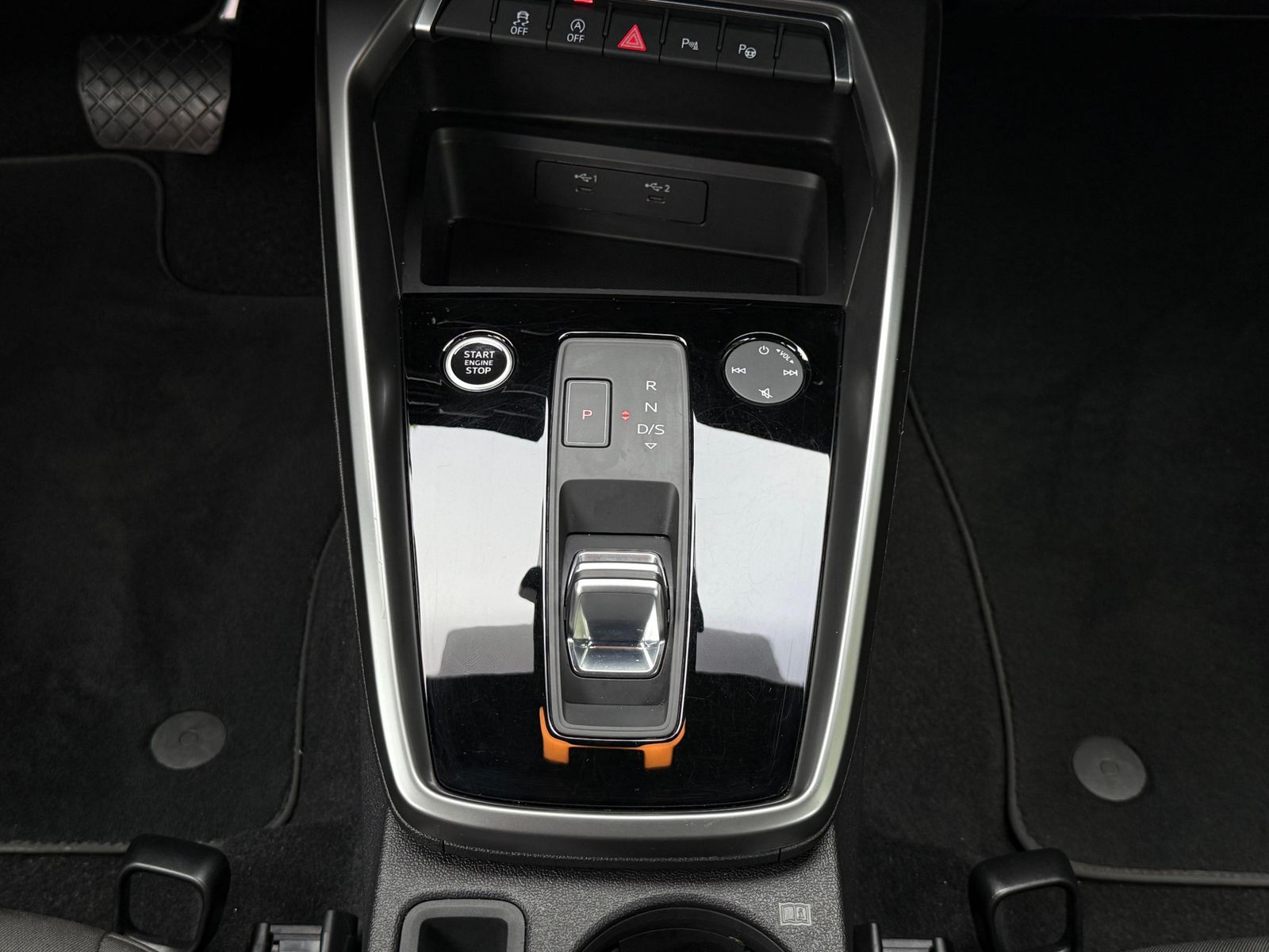 Audi A3 30 TDI S-tr. S-Line LED+MMI+KAM+SHZ+VIRT+DAB+