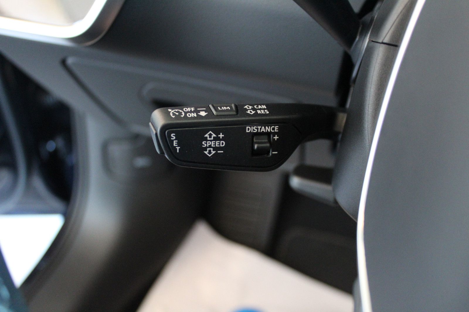 Audi A6 Avant 40 TDI quattro advanced - Samsaru's Car Outlet