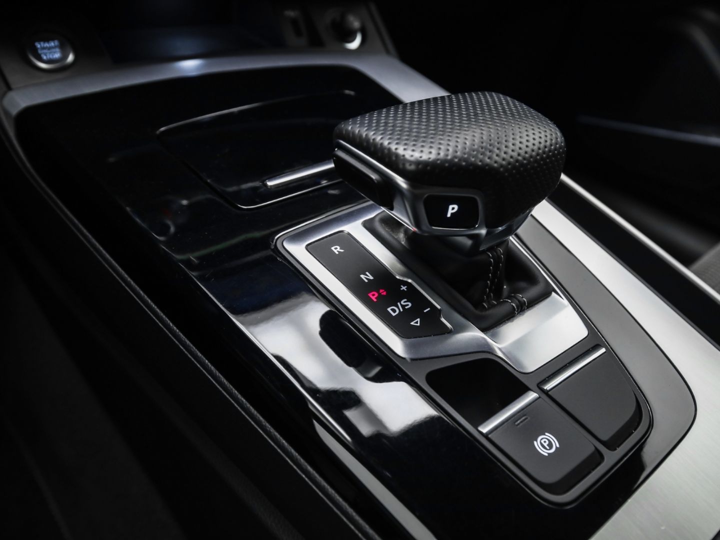 Audi Q5 Sportback 55 TFSI e S line AHK HuD Luftfeder