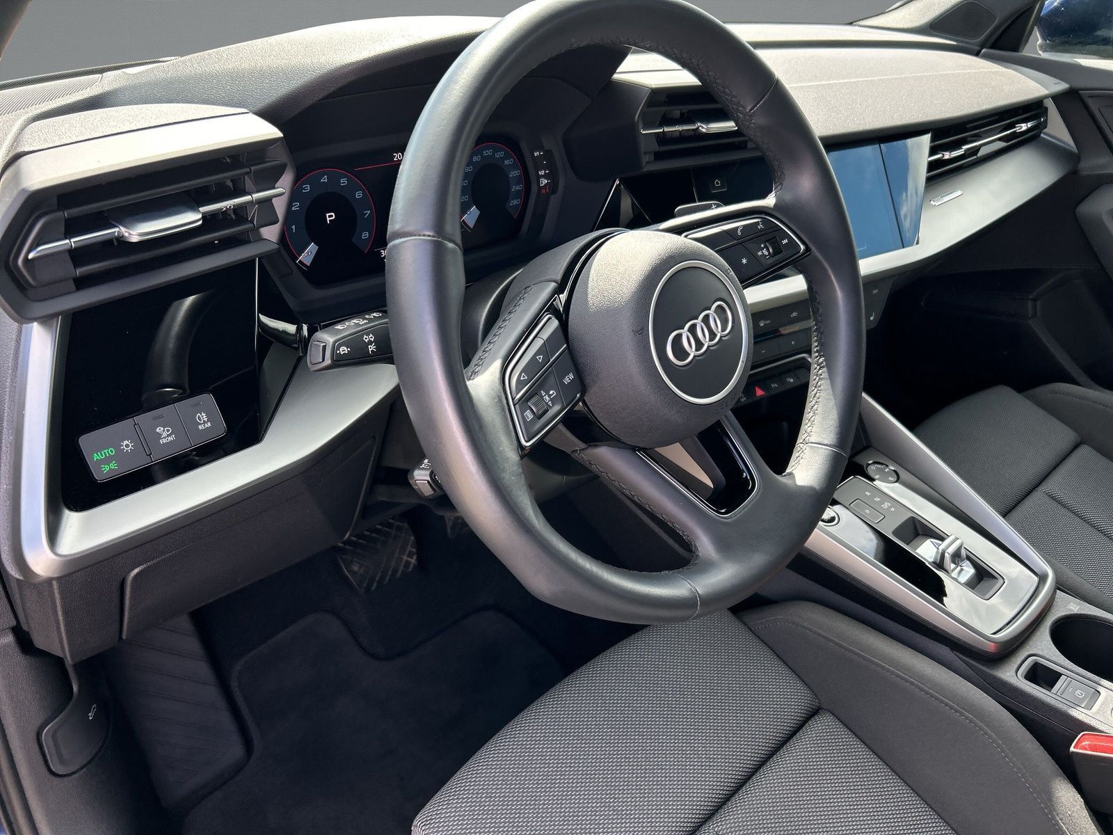 Audi A3 Sportback 30 TFSI S-TRONIC+LED+NAVI+ACC+VC