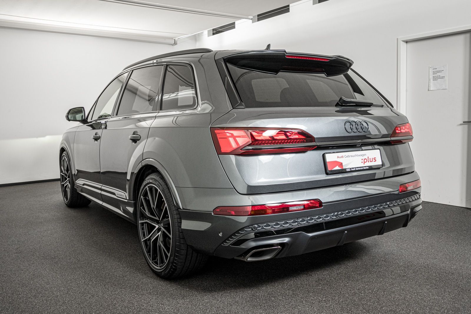 Audi Q7 S line 50 TDI qu. tiptr. 7.SITZER AHK STDHZG