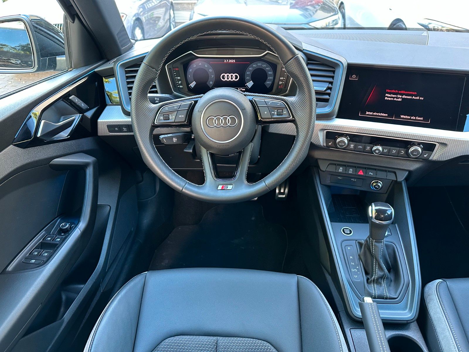 Audi A1 30 TFSI S line*LEDER*NAVI*SHZ*LED*MMI*APS+