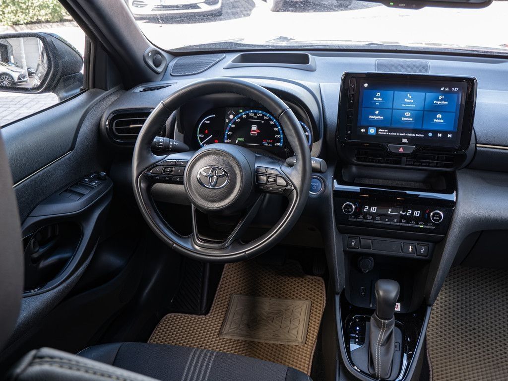 Toyota Yaris Cross Adventure 1.5 Hybrid SHZ ACC HUD Win
