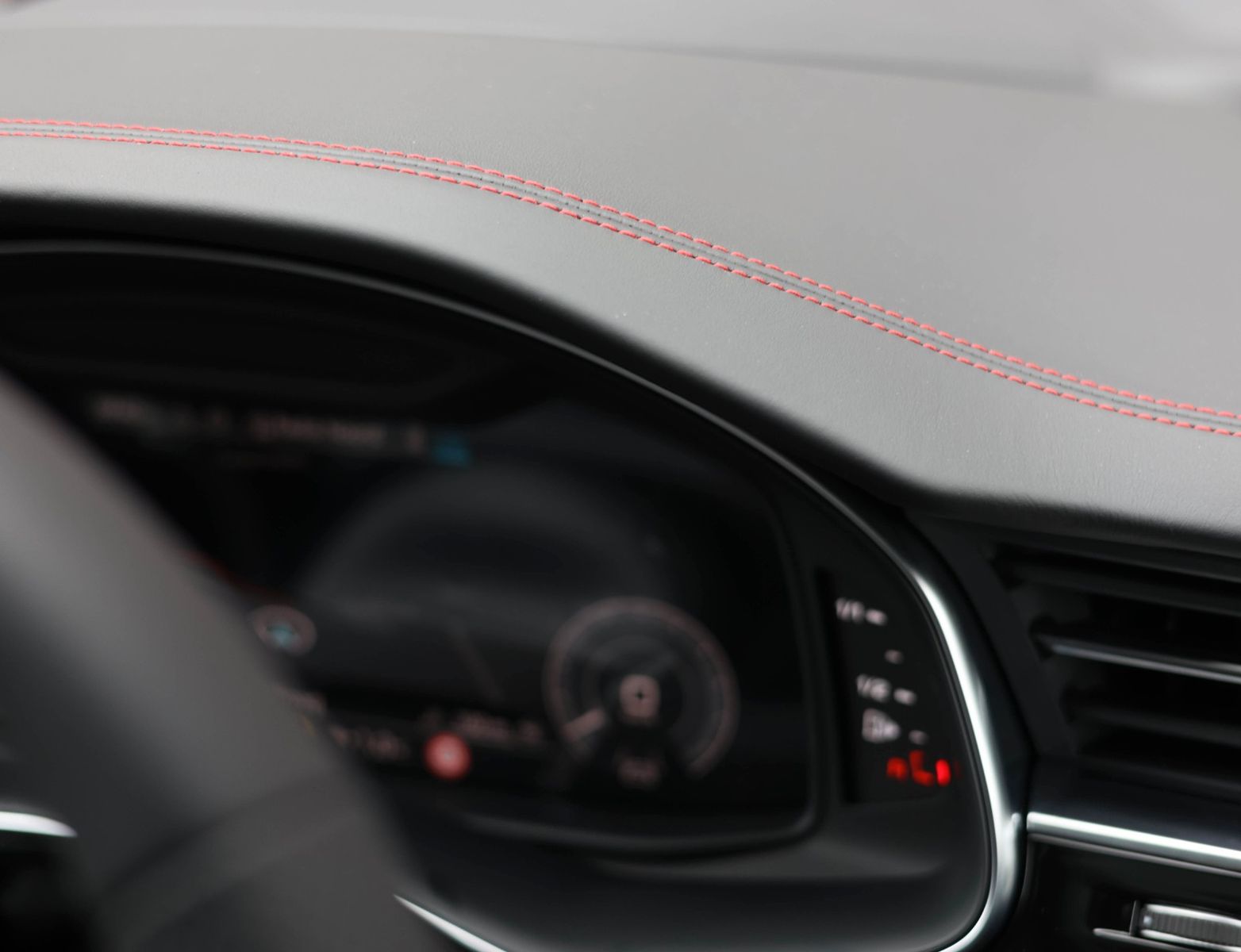 Audi Q8 60 TFSIe Quattro - Samsaru's Car Outlet