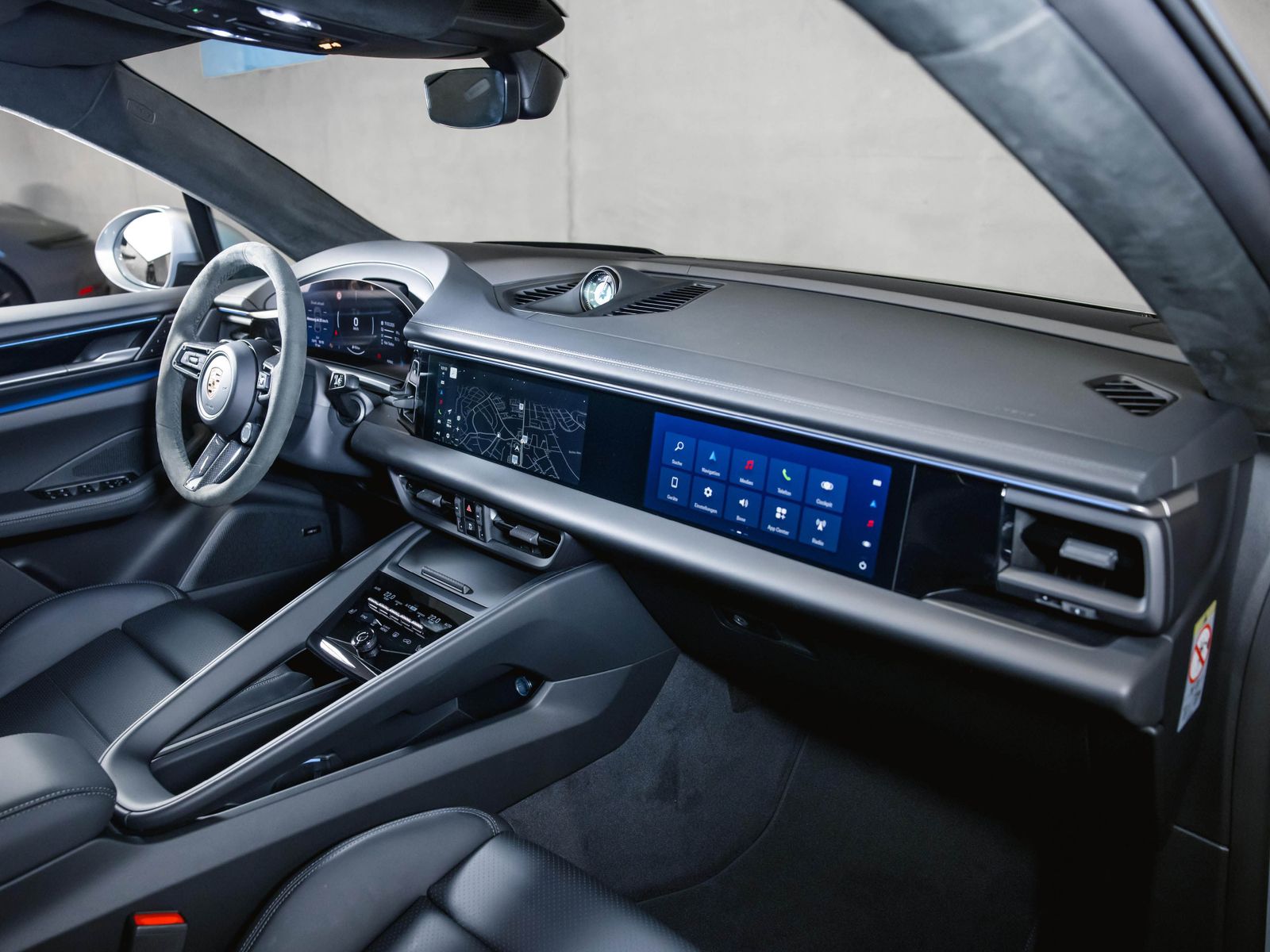 Porsche Macan 4S Electric Sport Chrono Panoramadach