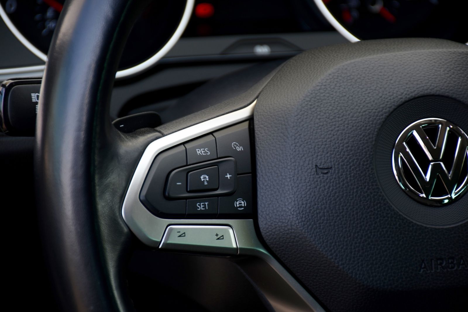Volkswagen Passat Var Elegance - Samsaru's Car Outlet