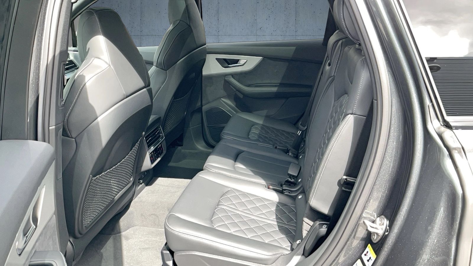 Audi Q7 SUV S line 50 TDI qu. tiptr. Laser PANO Stdh