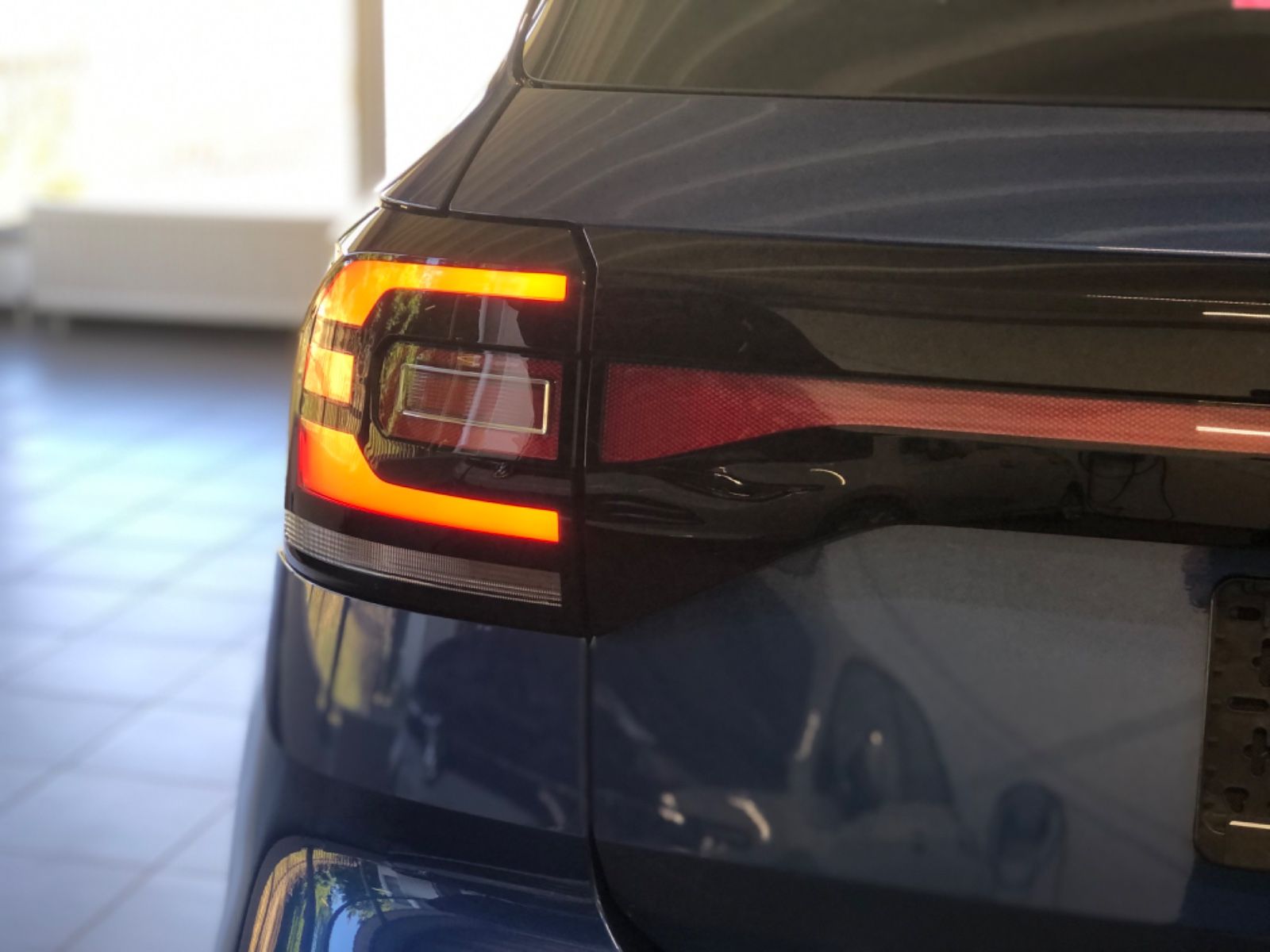 Volkswagen T-Cross 1.0 TSI Style R-Line - Samsaru's Car Outlet