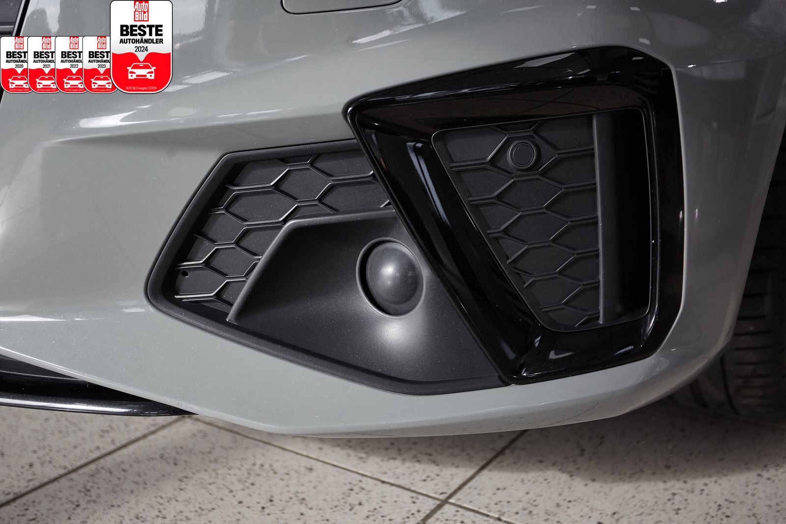 Audi A4 Avant quattro S line Competition - Samsaru's Car Outlet