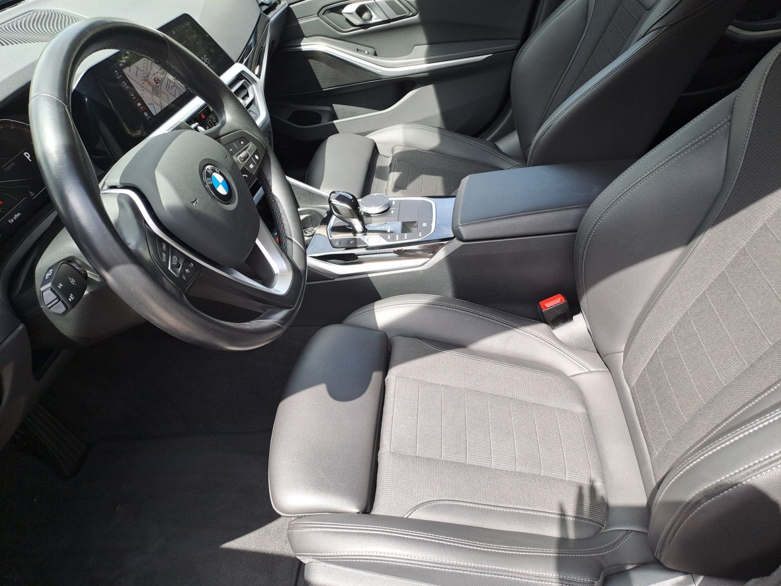 BMW 320d xDrive Touring Sport Line - Samsaru's Car Outlet