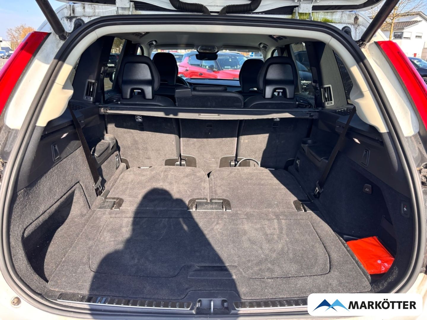 Volvo XC90 T8 AWD Plus Dark Recharge 7-Sitzer ACC/AHK