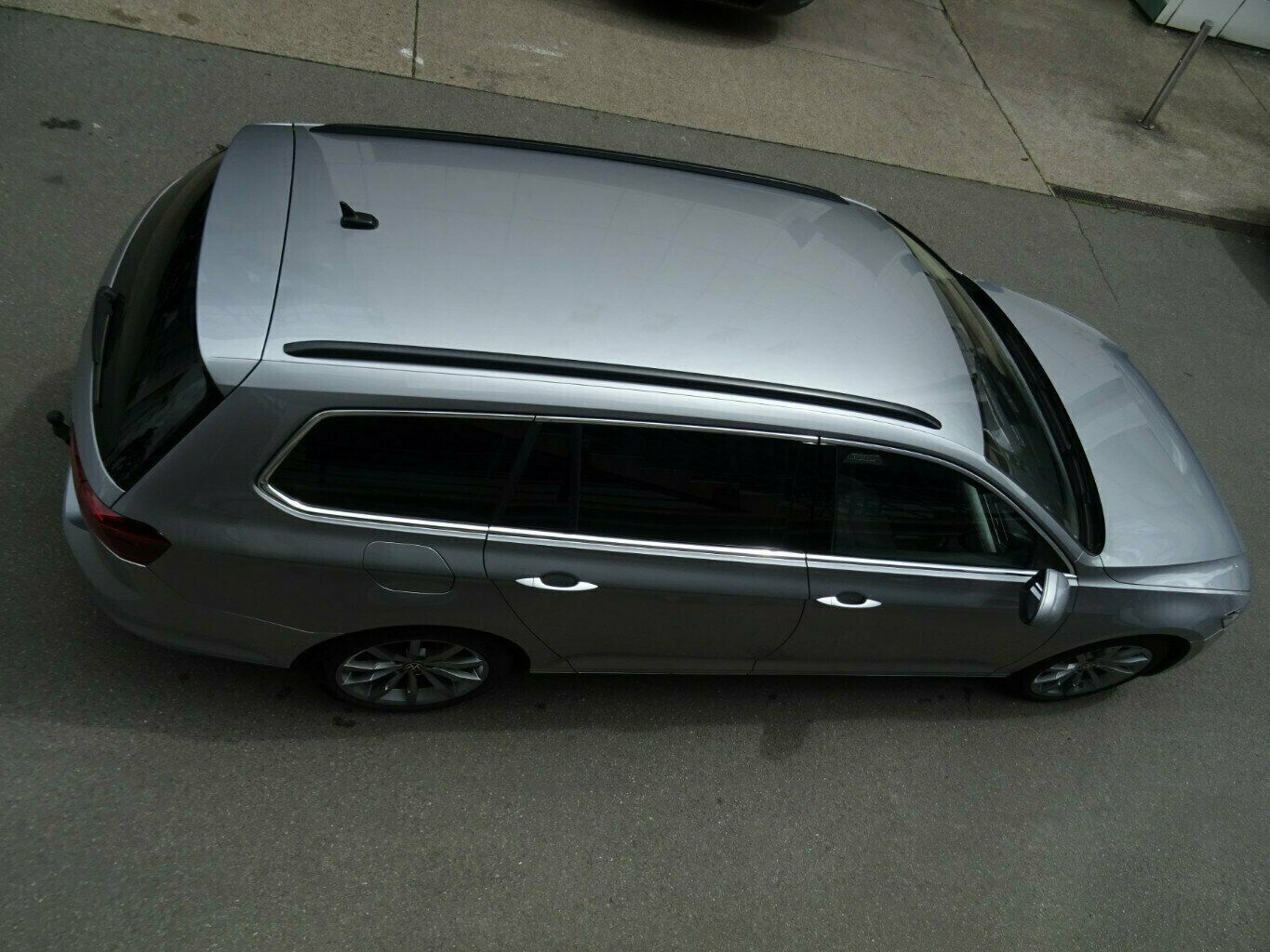 Volkswagen Passat Variant 2.0 TDI Autom - Samsaru's Car Outlet