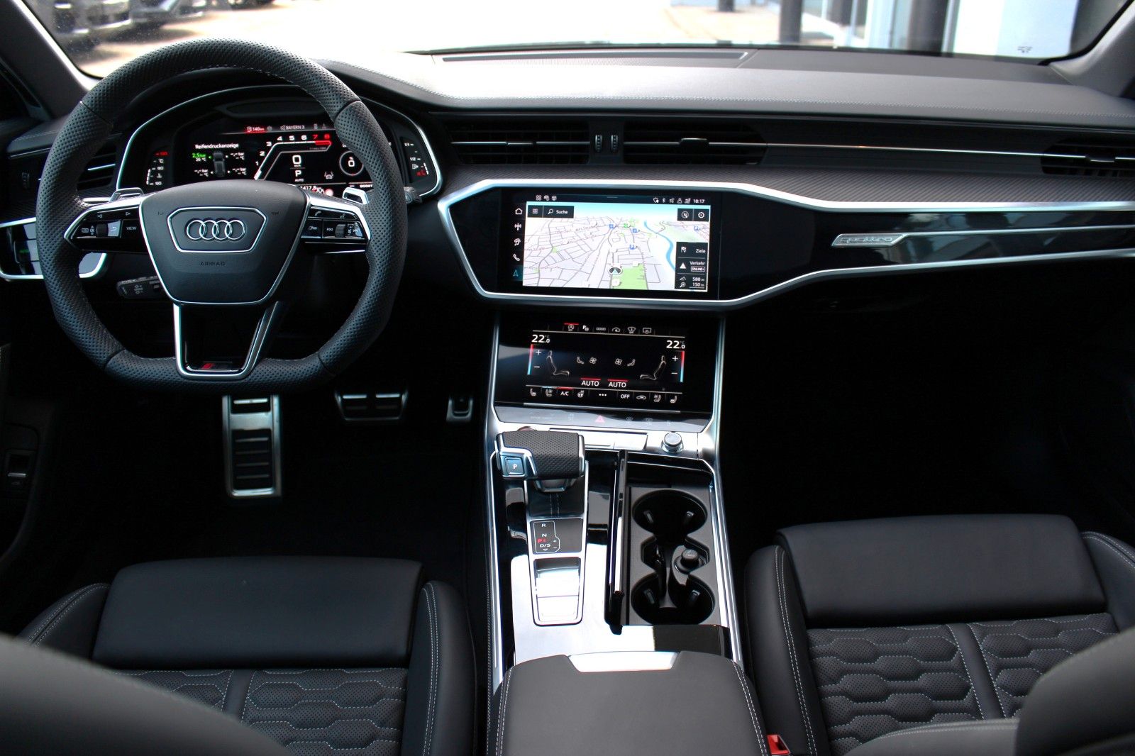 Audi RS6 Avant /DYNAMIK+/ B&O/ STANDHZG/  SPORTABGAS