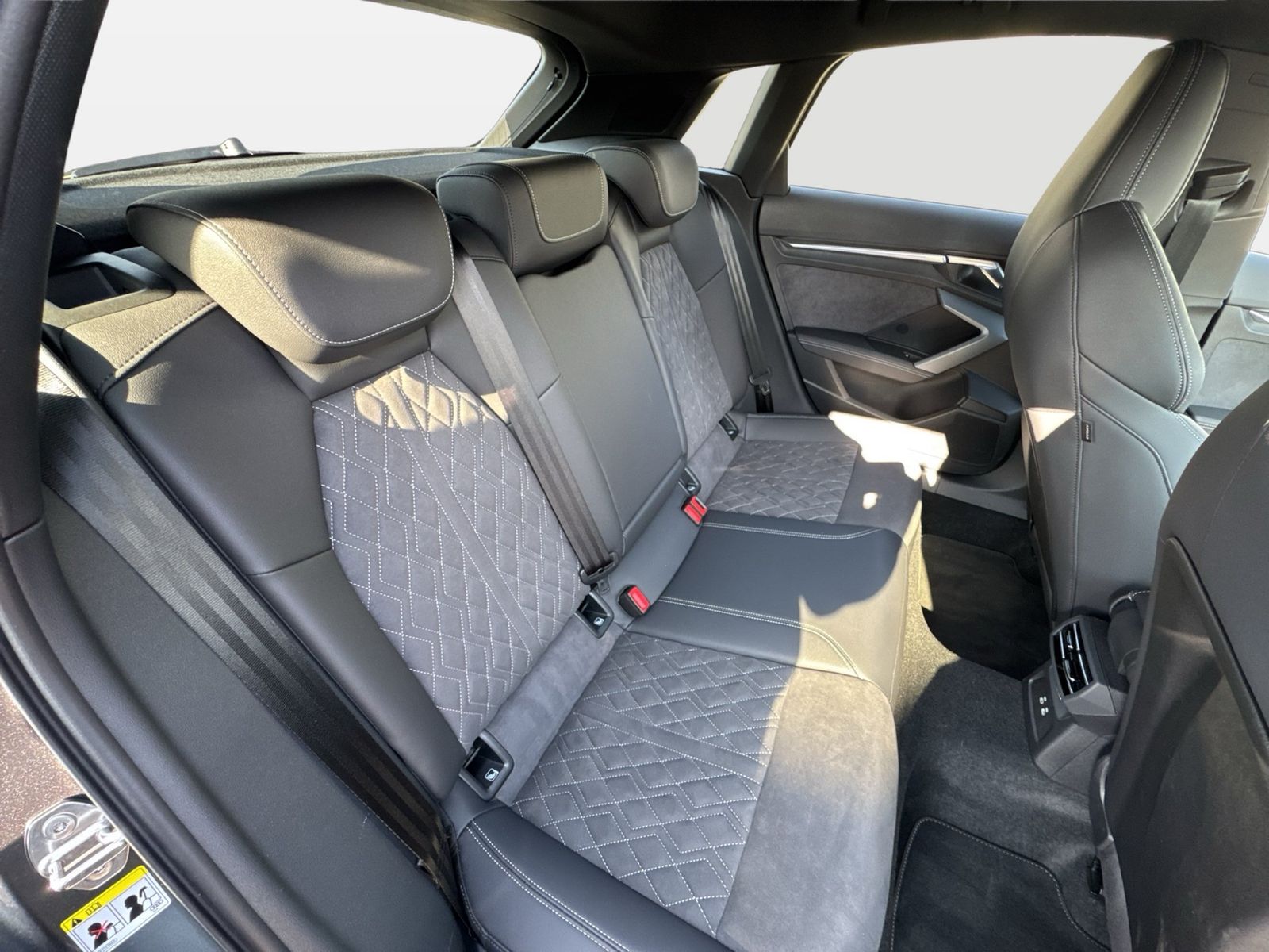 Audi A3 Sportback 35TFSI S-Line |Pano|AHK