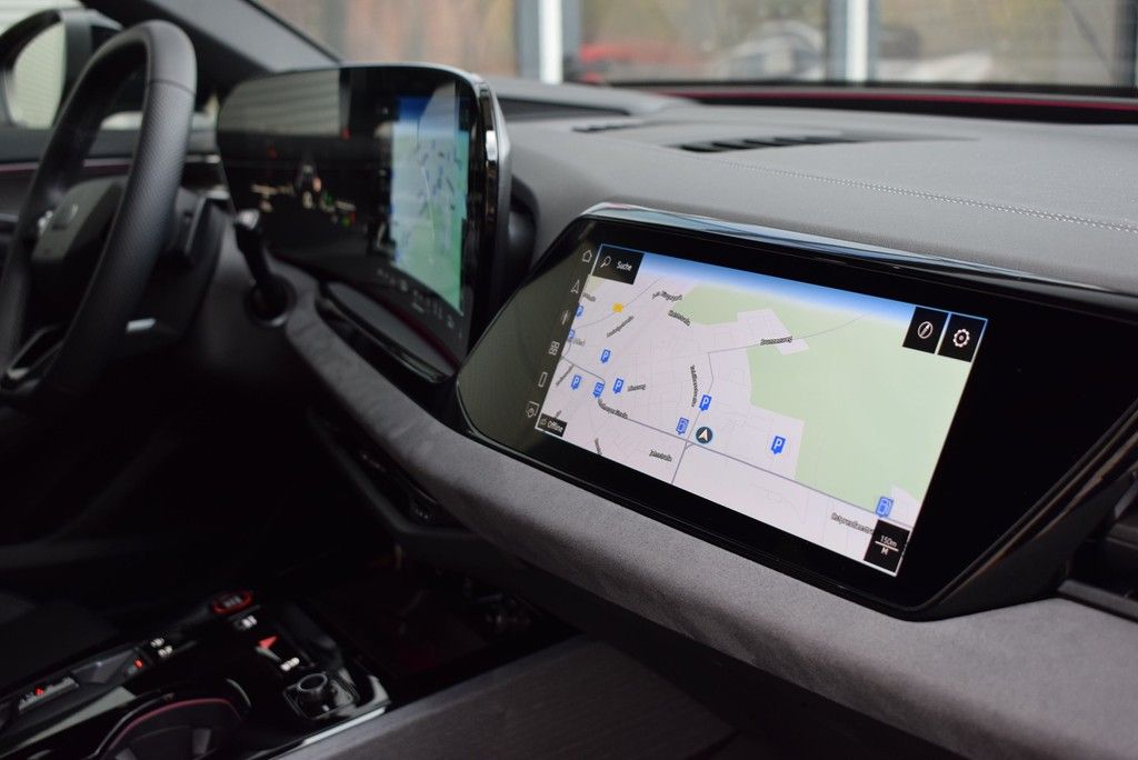 Audi A5 Avant TDI quattro *S-line*Matrix*AHK*HuD*360*