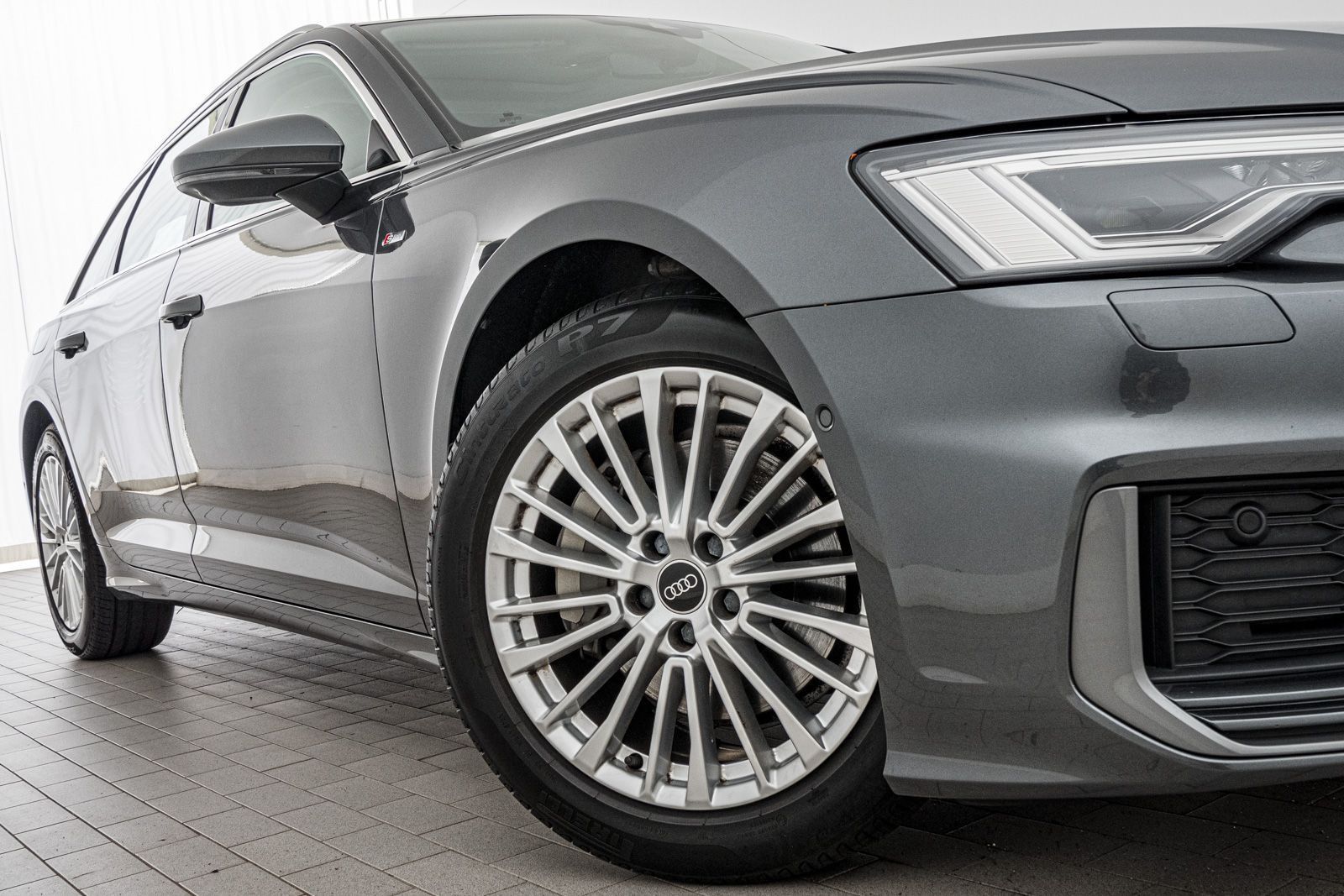 Audi A6 Avant 45 TFSI S tr. - Samsaru's Car Outlet