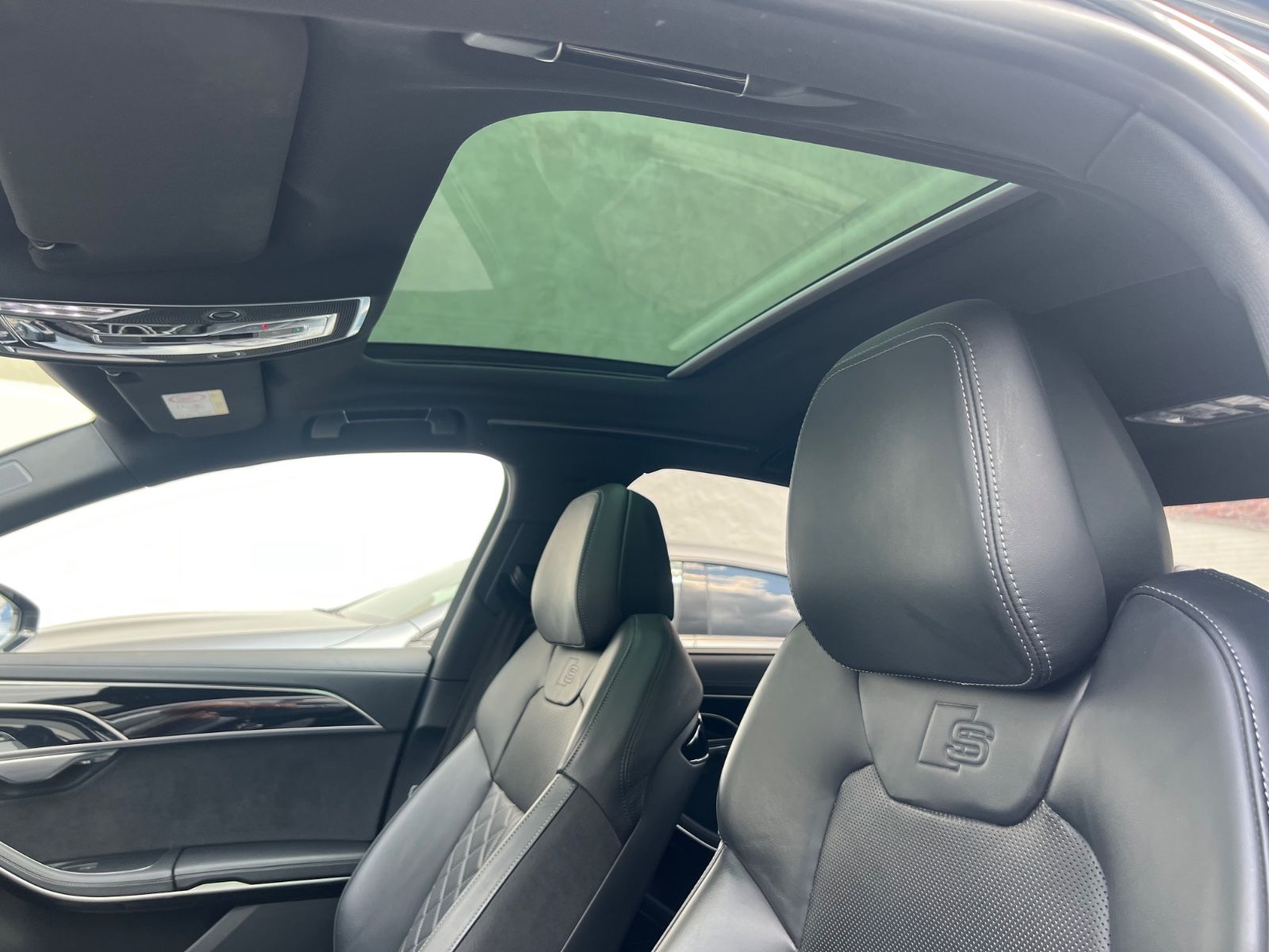 Audi A8 60 TFSI e quattro S line,Matrix,Pano.HUD. TV