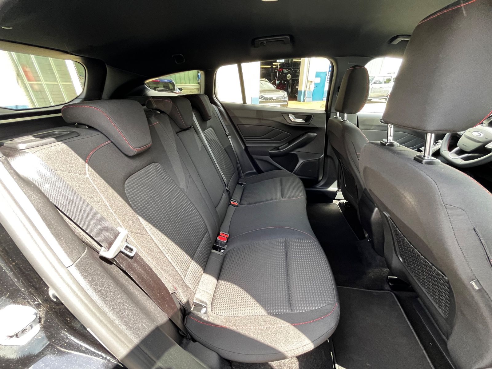 Ford Focus Turnier ST-Line Automatik, FahrerP, iACC