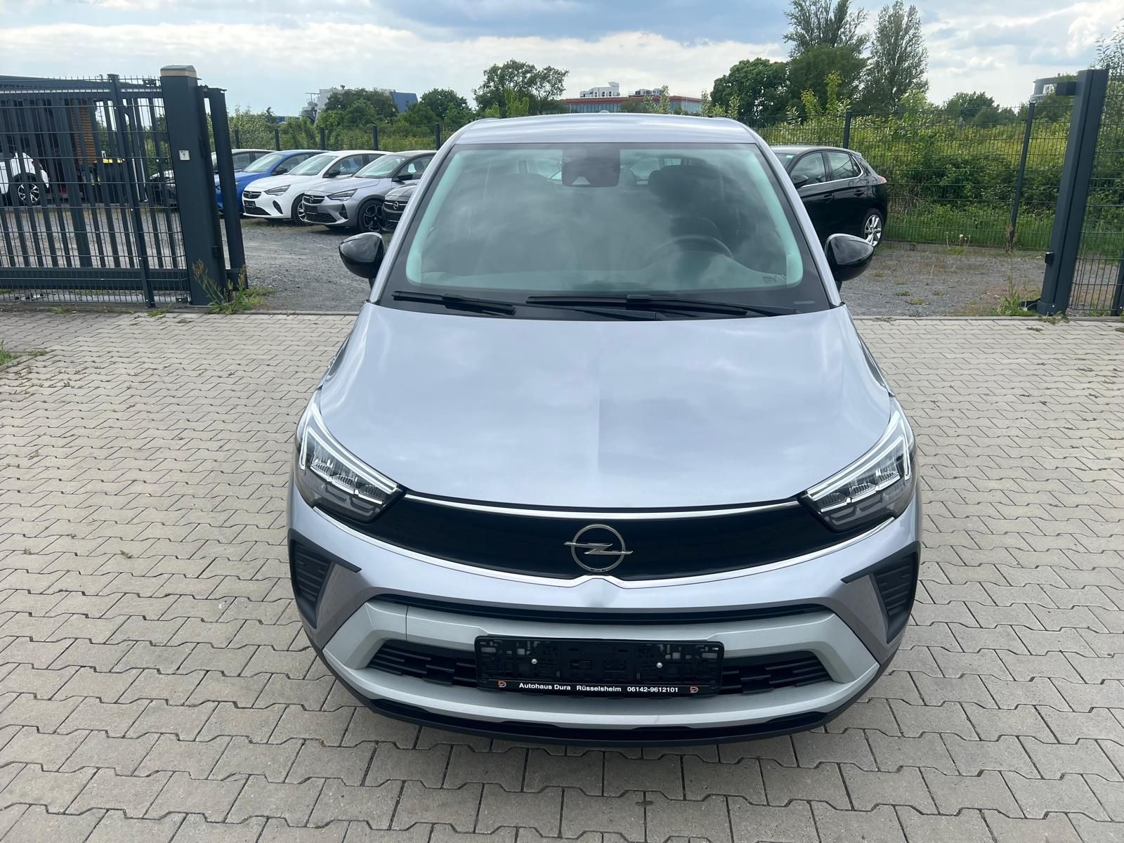 Opel Crossland 1.5 D Elegance Aut. - Samsaru's Car Outlet