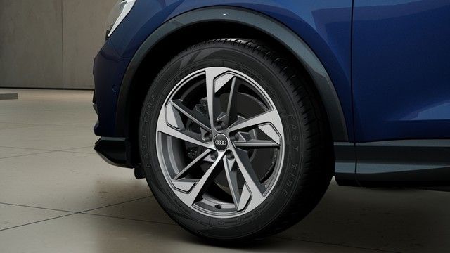Audi Q3 40 TFSI quattro Advanced - Samsaru's Car Outlet