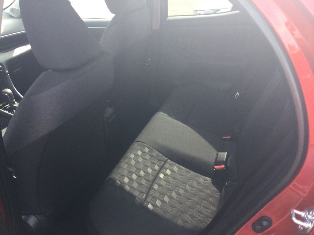 Toyota Yaris 1.5 Hybrid Teamplayer SHZ KAMERA ACC LED