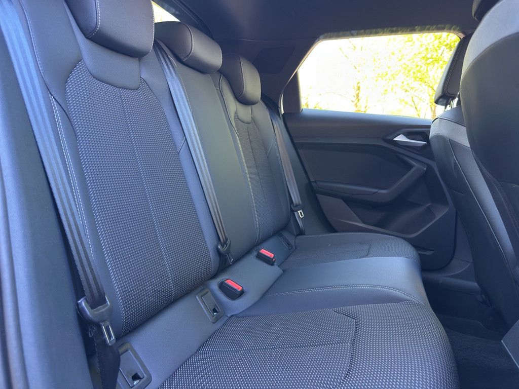 Audi A1 Sportback 35 1.5 TFSI S-tronic S line LED ACC
