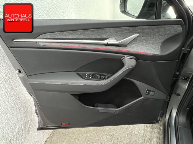 Skoda Kodiaq 2.0 4x4 Selection 7SITZ+PANO+AHK+360+HUD+