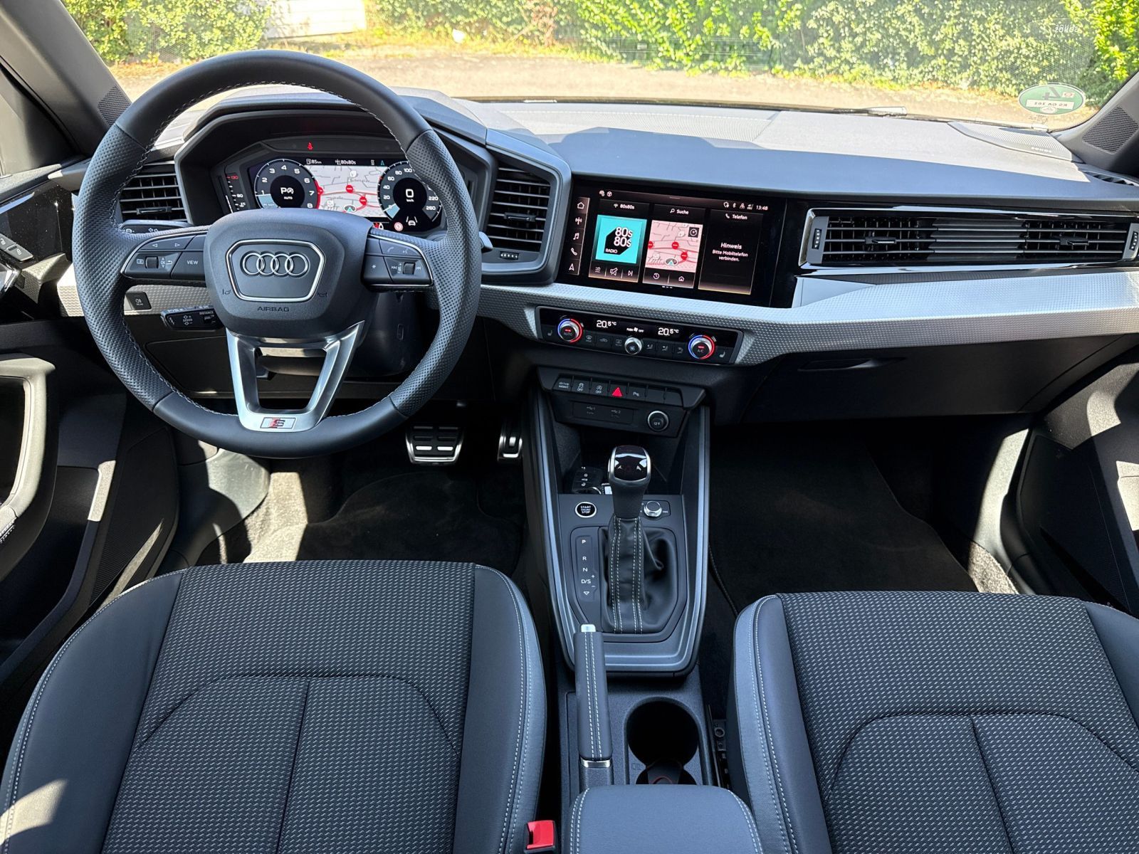 Audi A1 Sportback S line 40 2.0 TFSI DSG, RFK, LED