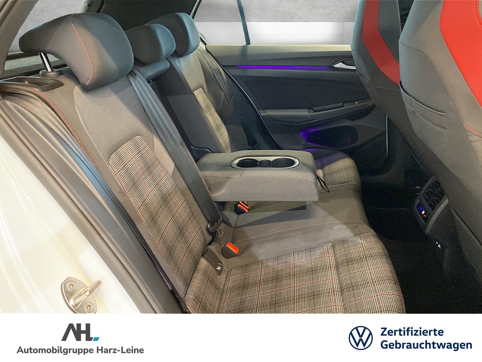 Volkswagen Golf GTI VIII 2.0 TSI DSG - Samsaru's Car Outlet