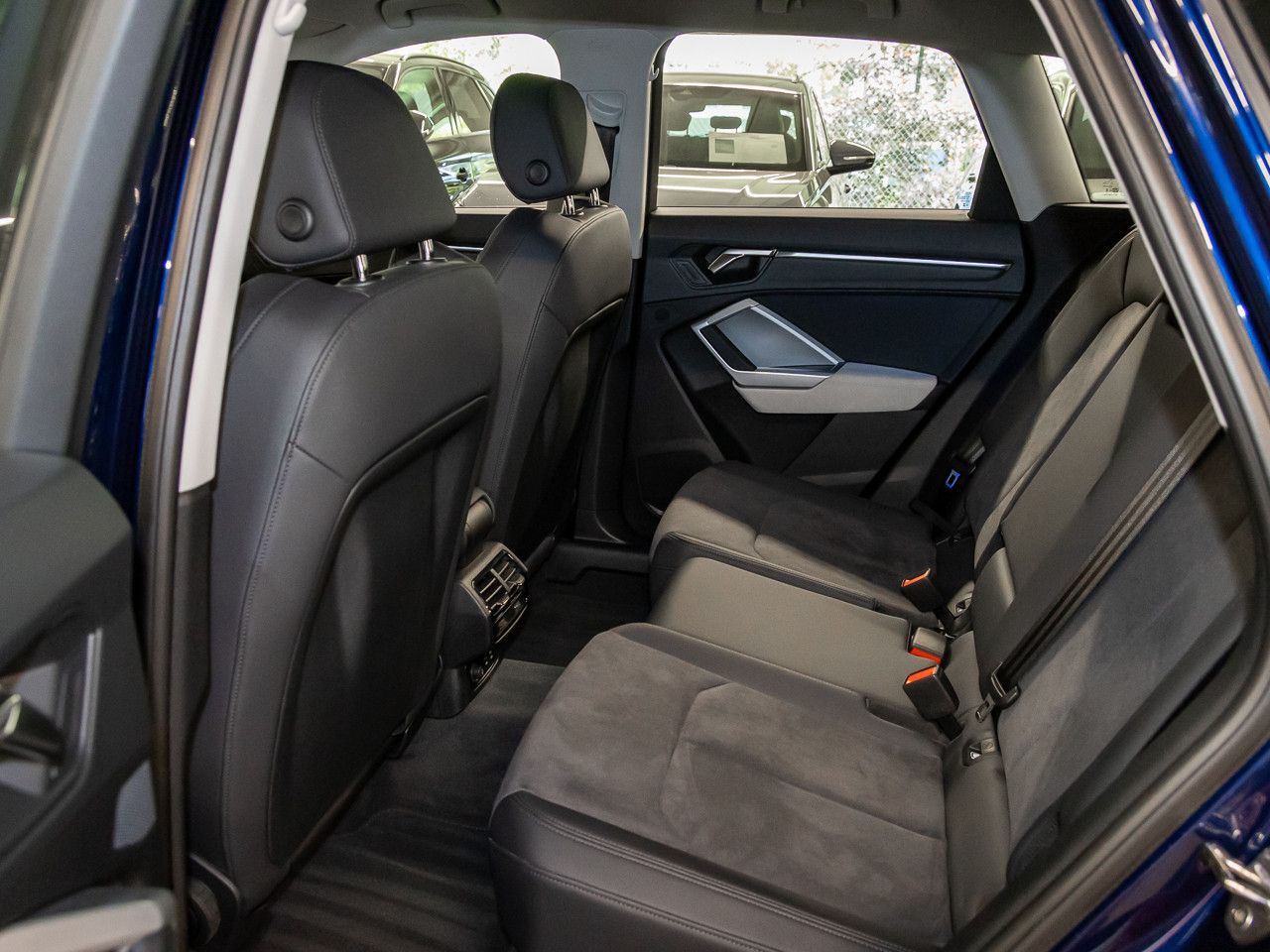 Audi Q3 40 TFSI quattro S tronic - Samsaru's Car Outlet