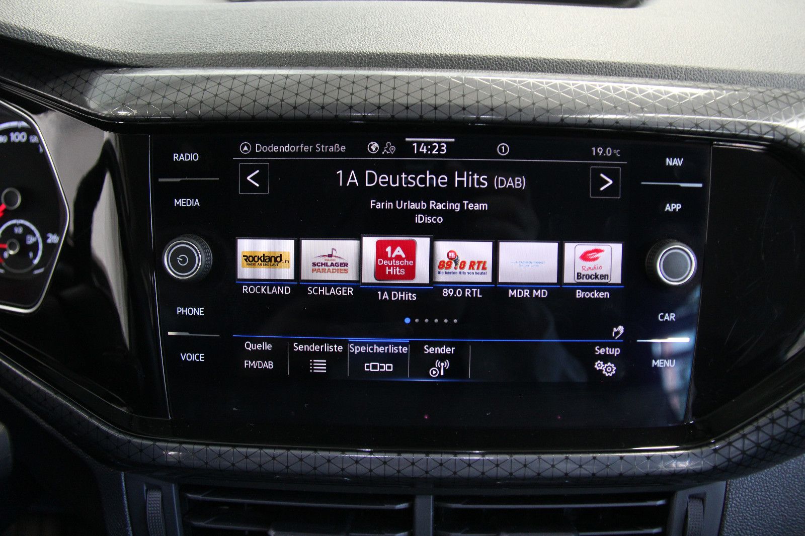 Volkswagen T-Cross Style - Samsaru's Car Outlet