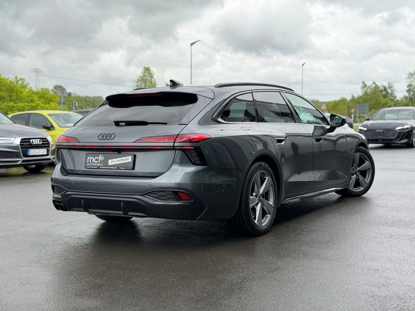 Audi A6 Avant TDI S Line Black *19''*Pano*360°*Matrix