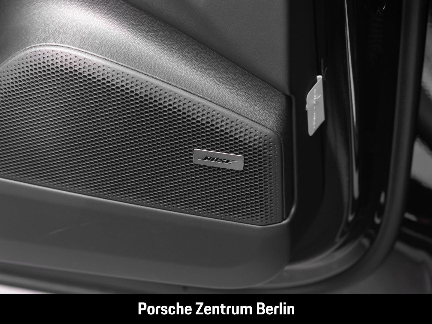 Porsche Macan 4 BOSE InnoDrive Panorama Surround-View