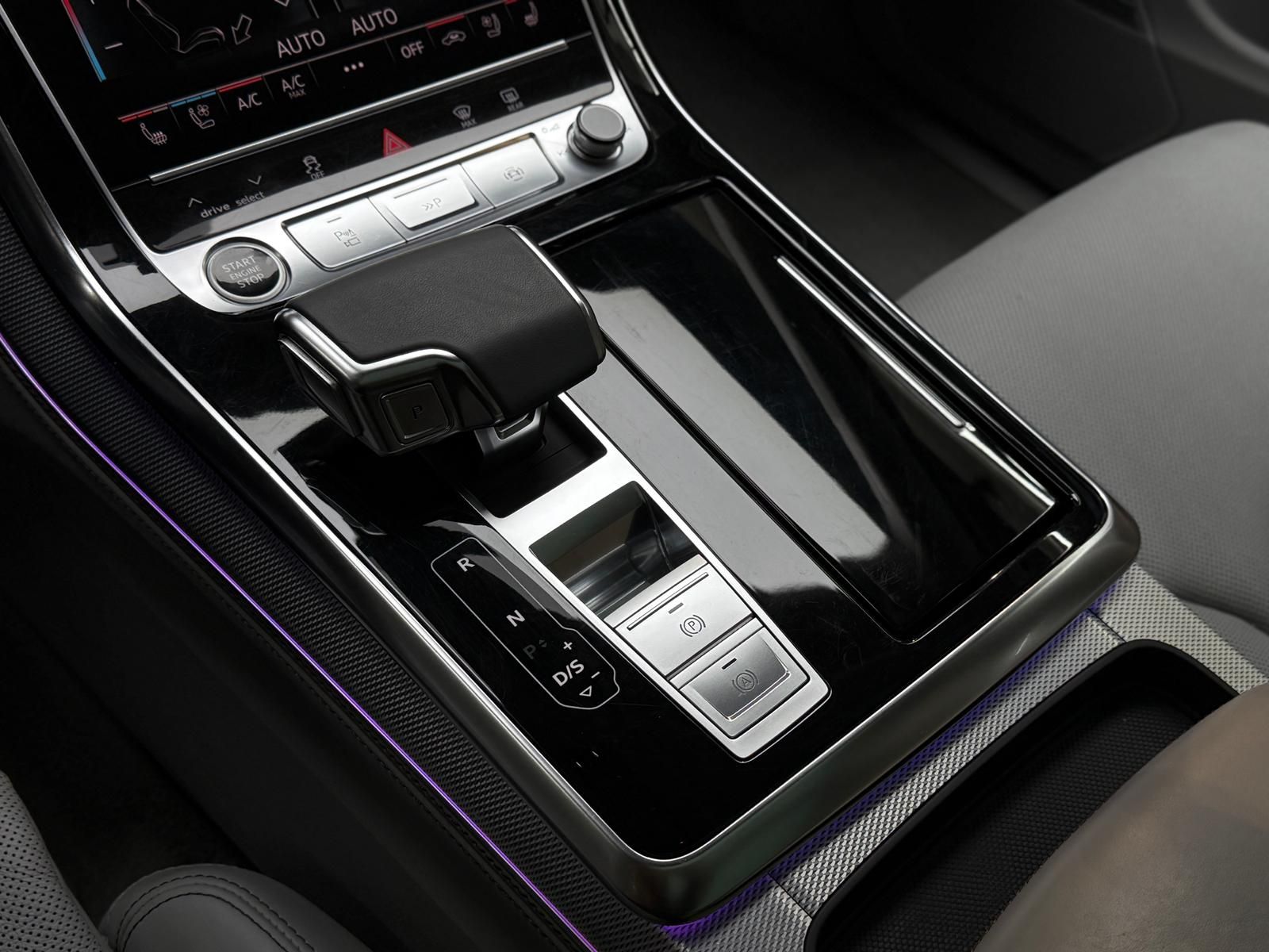 Audi Q7 55 TFSI e Q.*Pano*HuD*KeylessGO*Martrix*B&O