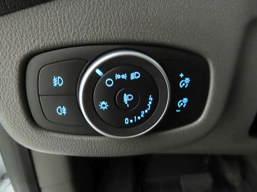 Ford Transit Connect 1.5 Aut. L1 Trend - Samsaru's Car Outlet